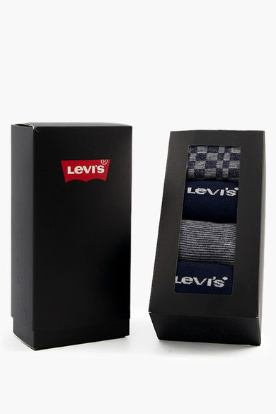 Blauwe sokken cadeauset van Levi's, in een zwarte doos met merklogo en een kijkvenster.
