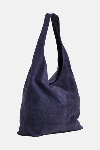Donkerblauwe suède-achtige schoudertas van Access® met een zacht, slouchy ontwerp en een enkele schouderband.