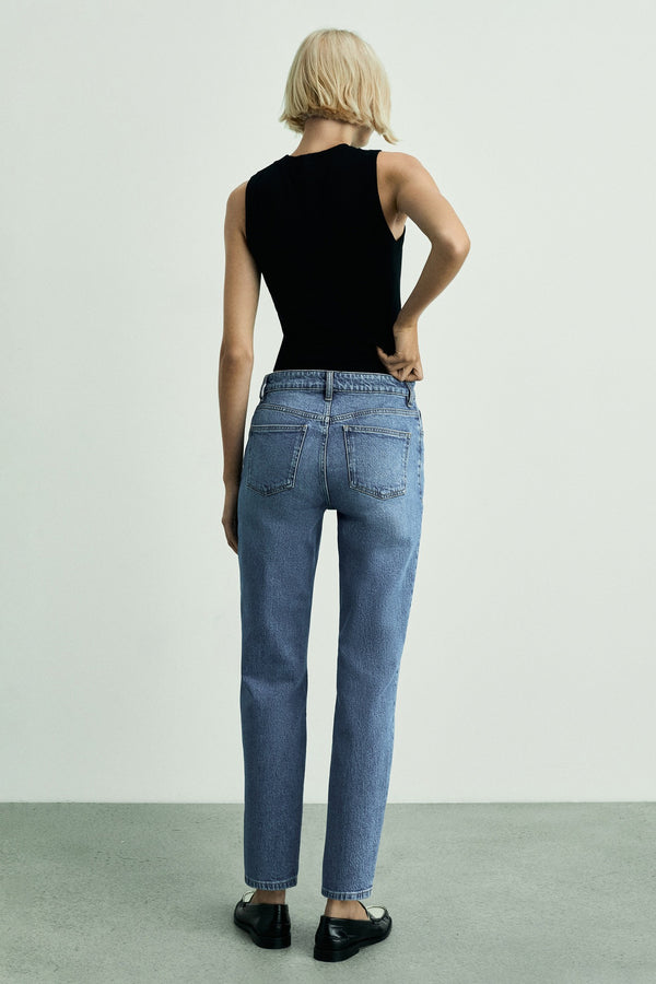 Mom Jeans Mid blue denim - MANGO