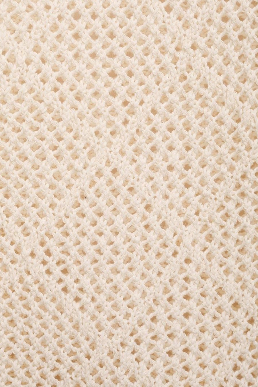 Ecru trui met ronde hals van MANGO, met een open gehaakt textuur.