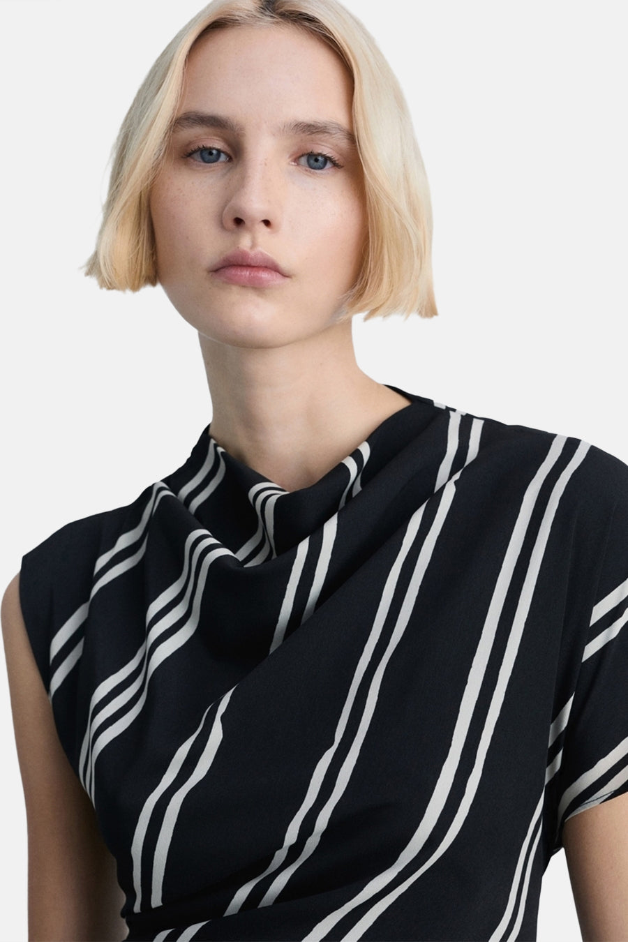 Kleedje - Zwart - MANGO - 4