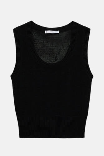 T-shirt sans manches noir de MANGO, avec une fine texture tricotée et une encolure ronde.