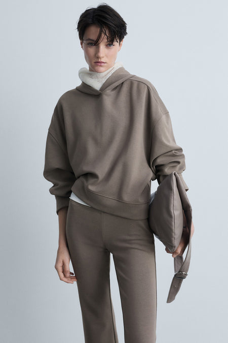 Sweater met kap - bruin