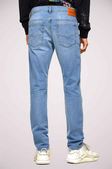 Jean &agrave; coupe carrot - bleu