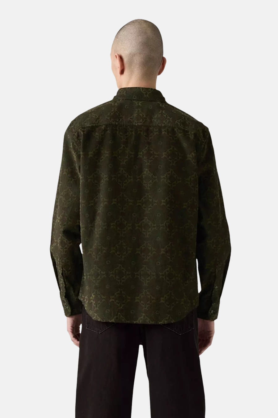 Chemise verte à manches longues de Levi's®, avec un motif subtil sur le tissu.