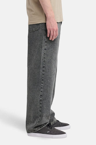 Jeans straight van grijs denim van Levi's®, met wijde pijpen en een casual uitstraling.