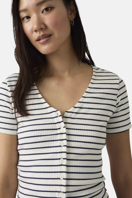 Multikleurig T-shirt van Levi's® met korte mouwen en een gestreept patroon.