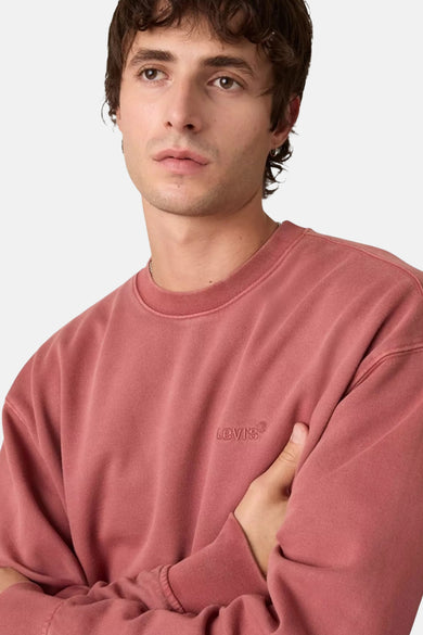 Gilets de Levi's® en rose avec des manches longues et un col rond.