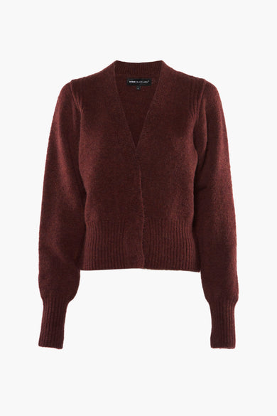 Bordeaux gilet van Astrid Black Label met lange mouwen en een V-hals.