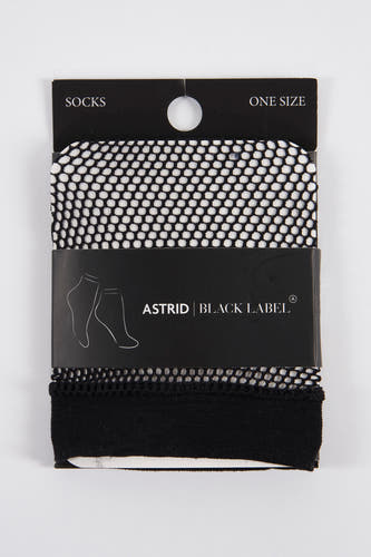 Chaussettes noires d'Astrid Black Label, avec un motif de filet de pêche et une bordure noire lisse.