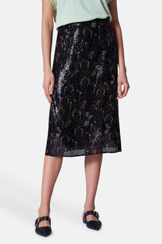 Zwarte rok van Astrid Black Label met pailletten en een lengte tot over de knie.
