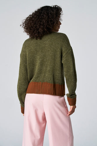 Pull met V-hals - groen - Astrid Black Label