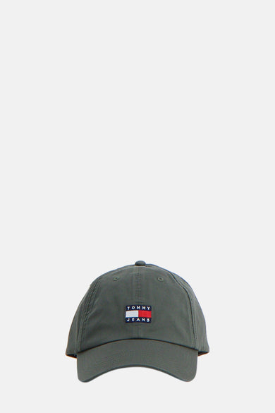 Chapeau multicolore de Tommy Jeans, avec application de logo sur l'avant.
