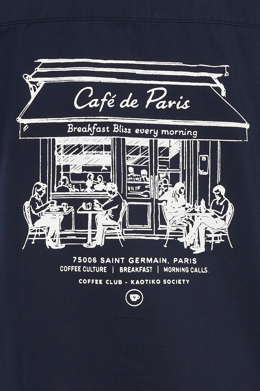 Blauw overhemd met korte mouwen van KAOTIKO, versierd met een witte print van een Parijs café.

