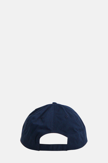 Blauwe pet van TOMMY JEANS, achterkant met verstelbare band en ventilatiegaatjes.