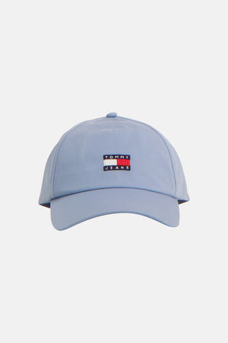 Lichtblauwe pet van TOMMY JEANS met klein logo op voorkant, gestoffeerd, front view