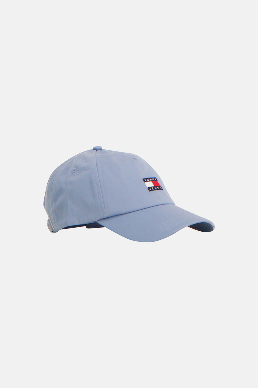 Lichtblauwe pet van TOMMY JEANS met klein logo op de voorkant, zijaanzicht, gestikt detail