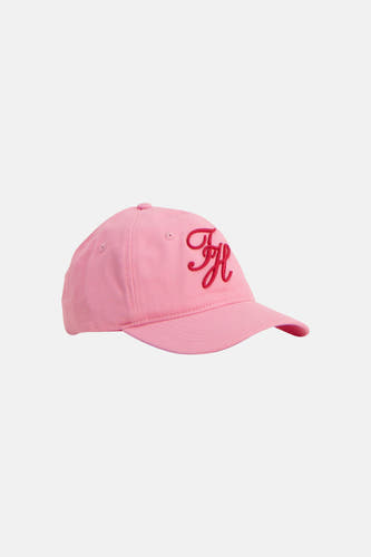 Roze pet van TOMMY JEANS met een geborduurd rood 'FH'-logo aan de voorkant, in zijzicht.