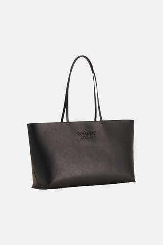 Sac à bandoulière noir TOMMY JEANS avec longues anses et logo en relief sur le devant.