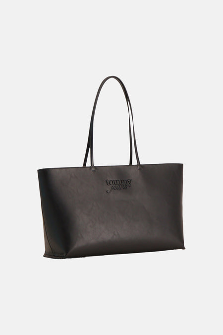 Sac à bandoulière noir TOMMY JEANS avec longues anses et logo en relief sur le devant.
