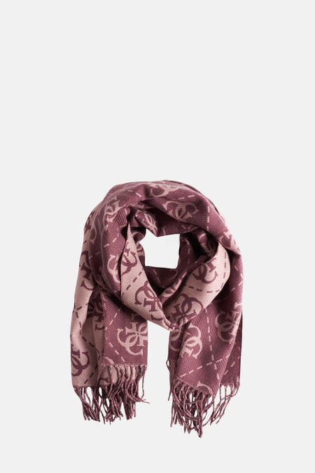 Roze wintersjaal van Guess met een patroon van logo's en franjes.
