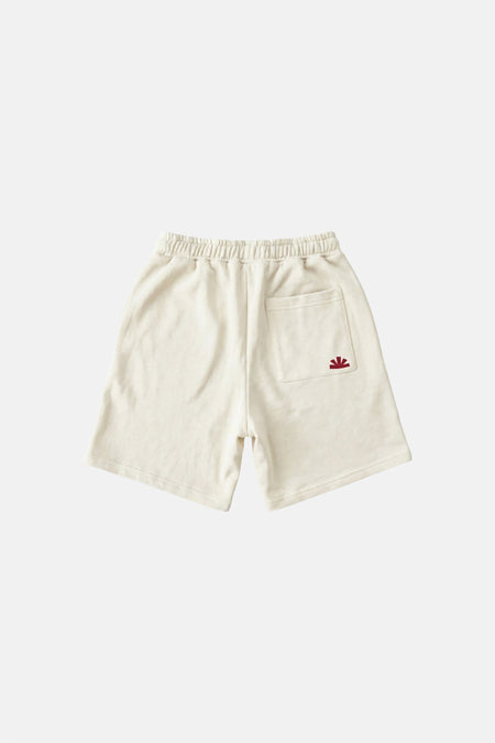 Witte korte broek van BASELAB, achterzijde met elastische taille en zak met rood logo, eenvoudig en comfortabel design