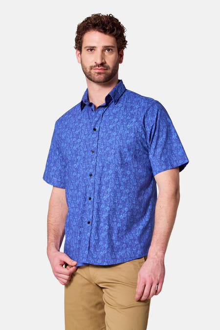 Chemise bleue à manches courtes de Bruce & Butler, avec un motif floral, vue de dos.