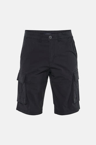 Zwarte Bermuda's van Bruce & Butler met grote zakken aan de zijkant, front view, casual stijl