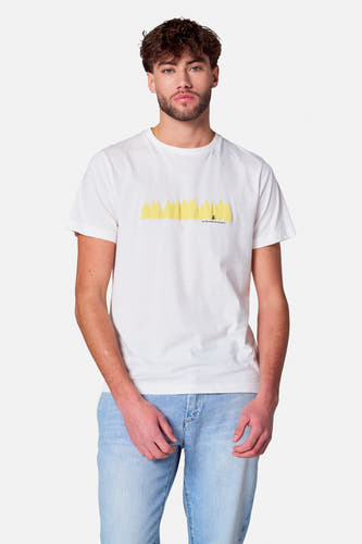 Wit T-shirt met korte mouwen van Cyclo Club Marcel, met gele grafische print en een afbeelding van een fietser.