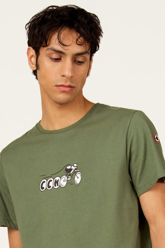 T-shirt vert à manches courtes de Cyclo Club Marcel, avec une illustration de cycliste sur le devant.