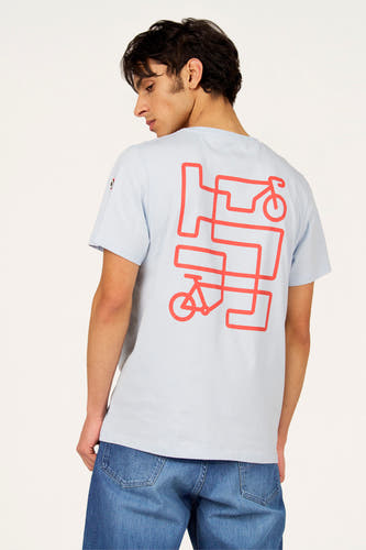 T-shirt bleu à manches courtes de Cyclo Club Marcel, avec imprimé vélo rouge au dos.
