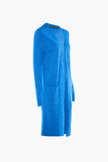 Blauw gilet van COPINES D'ANVERS, met lange mouwen en opgestikte zakken, zachte gebreide textuur.