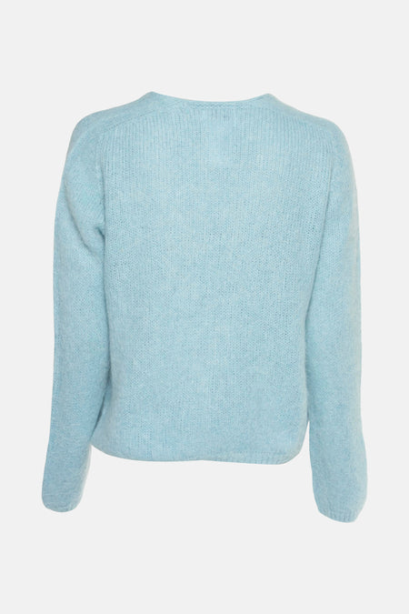 Lichtblauw gilet van Clouds of Fashion met lange mouwen in pluizige gebreide textuur, achterzijde.