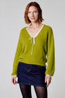 Pull col V Vert - Clouds of Fashion