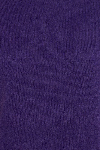 Pull marron avec col rond de Clouds of Fashion, en une texture fine tr tricotée.