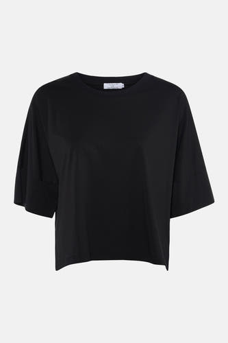 Zwart T-shirt met korte mouwen van Clouds of Fashion, met een losse pasvorm.
