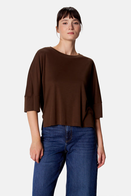 Top (korte mouwen) bruin - Clouds of Fashion