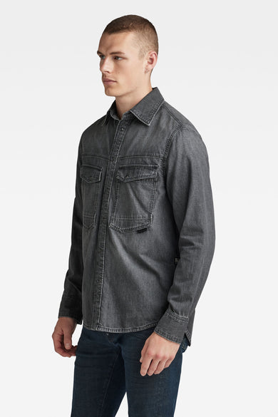 Zwart denim jeanshemd van G-Star RAW, met lange mouwen en zichtbare zakken op de borst.