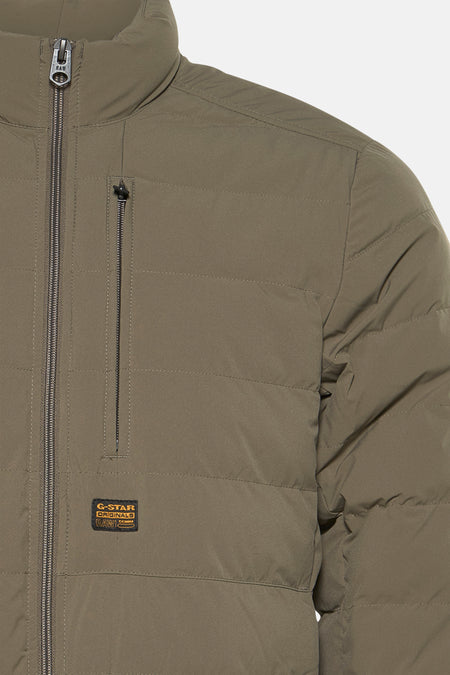 Kaki korte jas van G-Star RAW, met rits en een klein zakje met ritssluiting.