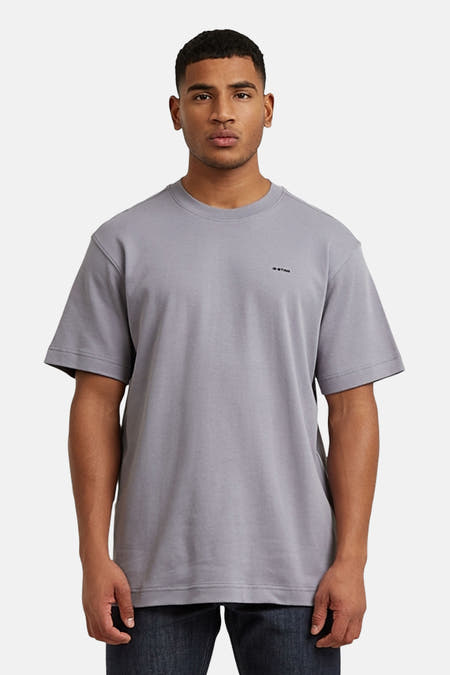 Paars T-shirt met korte mouwen van G-Star RAW, met een klein logo op de borst en subtiele textuur.