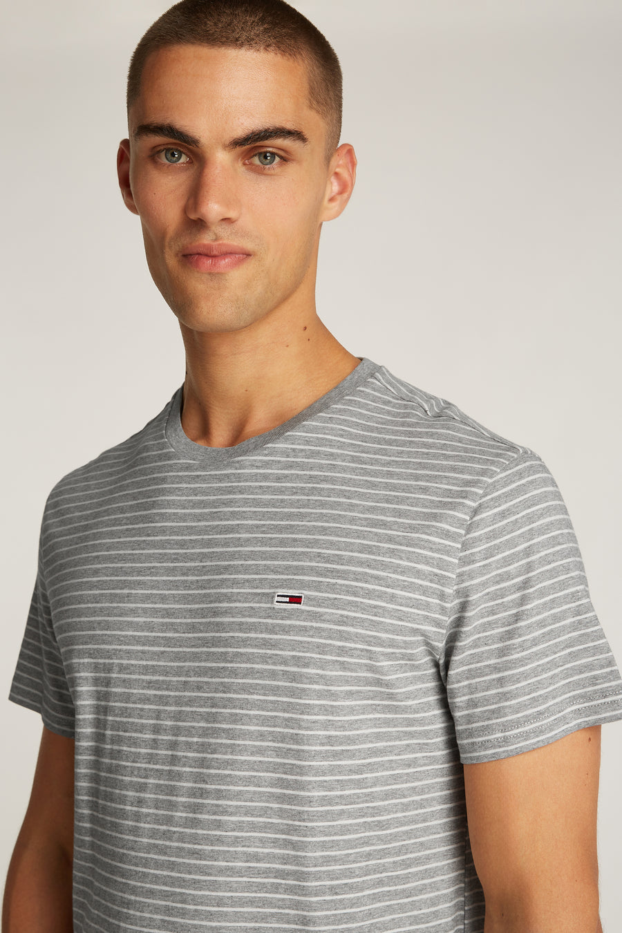 T-shirt à manches courtes - gris - TOMMY JEANS