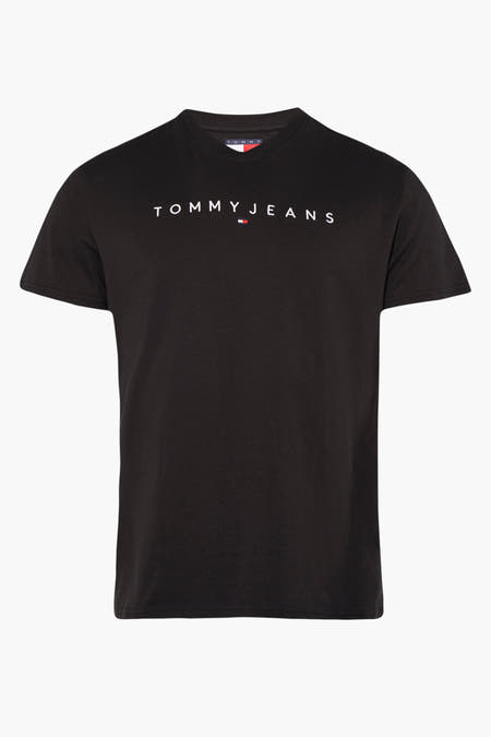 Zwart T-shirt met korte mouwen van TOMMY JEANS, met witte merkletters op de borst.