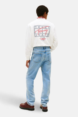 Rechte jeans van lichtblauw denim van TOMMY JEANS, met zichtbare stiksels en een casual pasvorm.