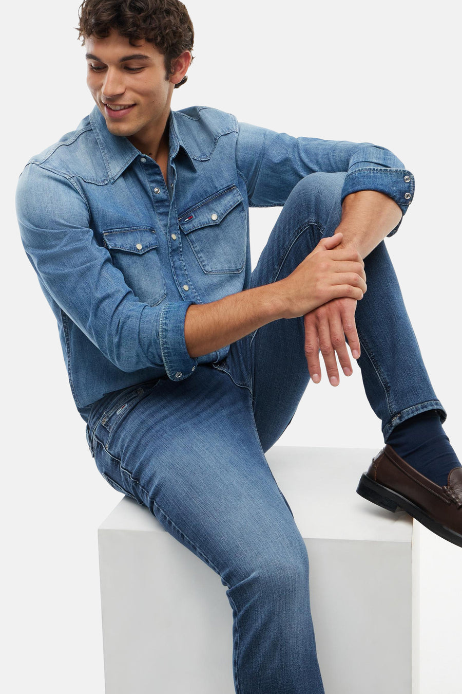 AUSTIN - light blue denim