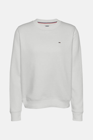 Witte ronde hals sweater van TOMMY JEANS met klein logo op borst, gestreepte bies aan kraag, voorzijde weergave