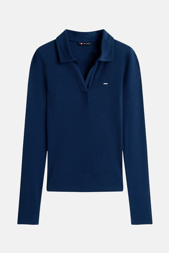 Blauw T-shirt met lange mouwen van TOMMY JEANS, met een ribstructuur en een kraag.
