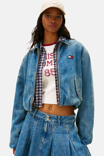 Denim jeansjas in mid blue denim van TOMMY JEANS, met een korte snit en een zichtbare rits.