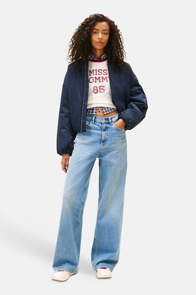Wijde jeans van middenblauw denim van TOMMY JEANS, met een losse pasvorm en volledige lengte.