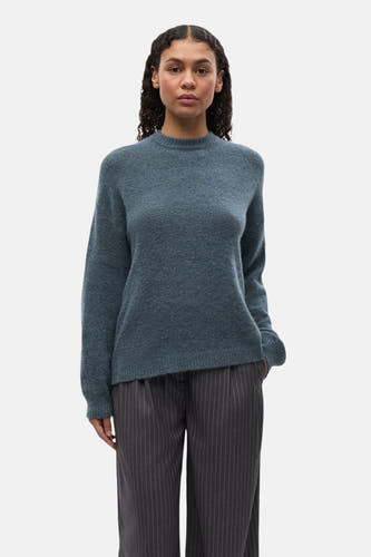 T-shirt bleu avec col rond d'ENVII, en fine texture et longs manches.