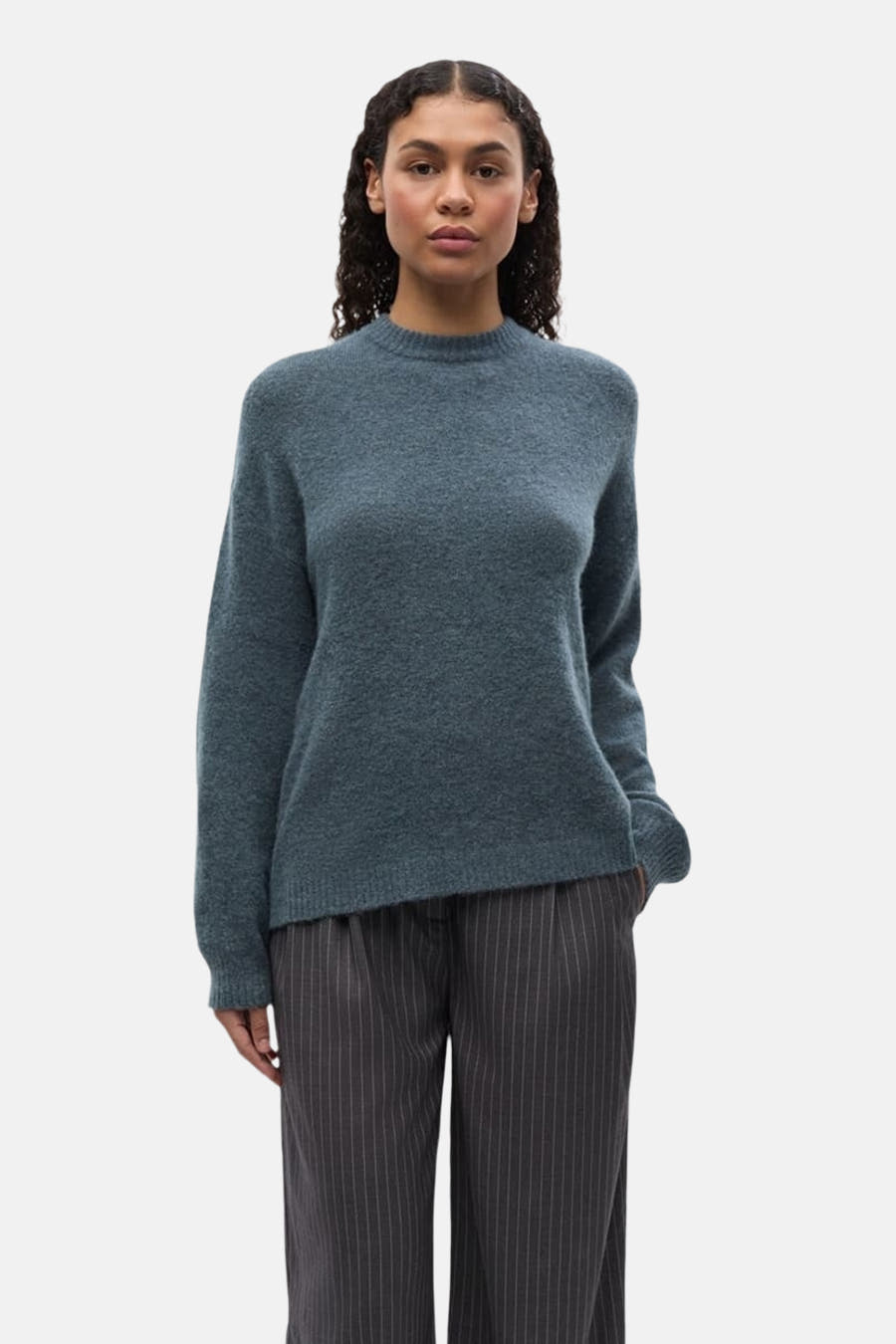 T-shirt bleu avec col rond d'ENVII, en fine texture et longs manches.